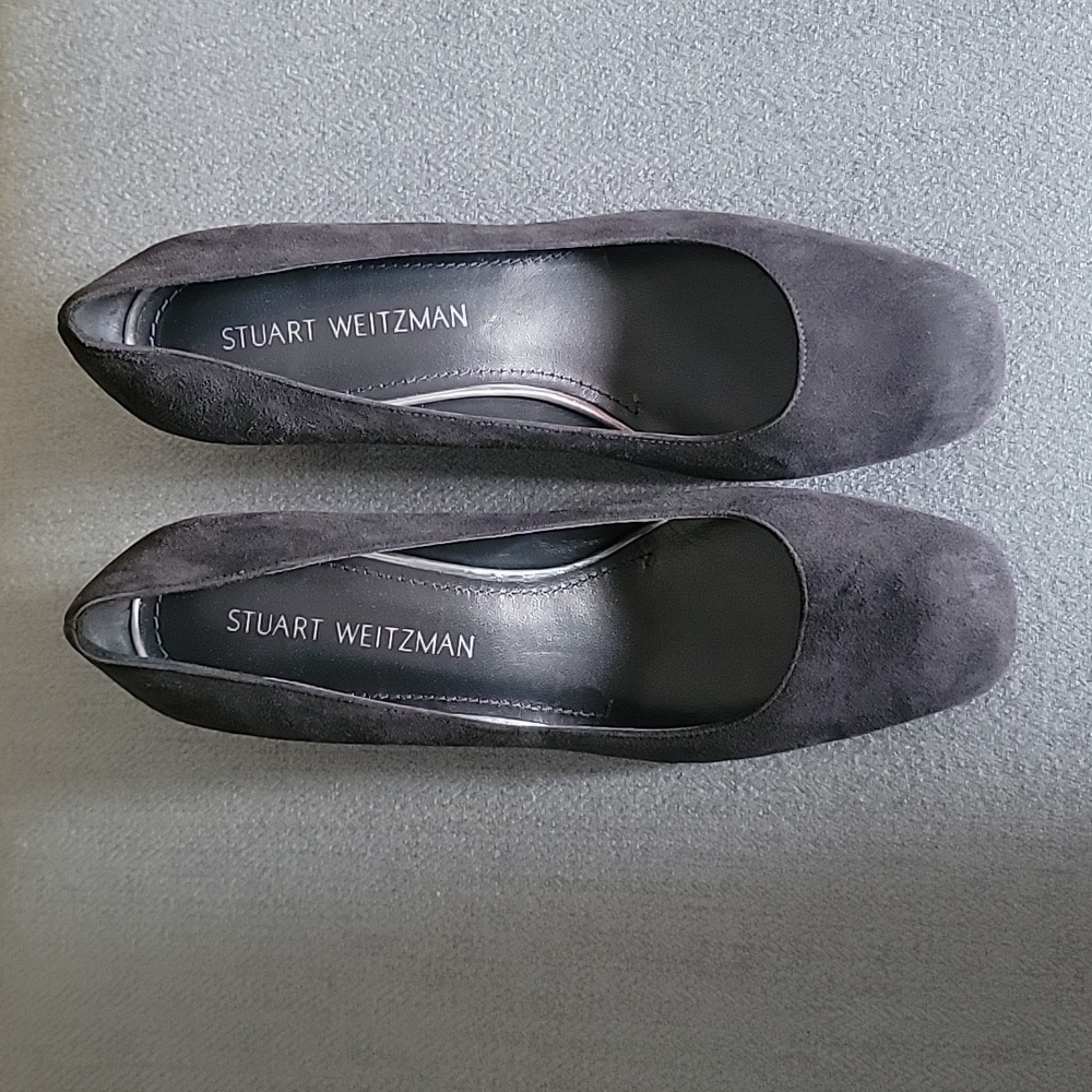 Stuart Weitzman Mary Mid Pump